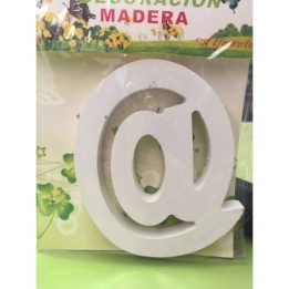 Letra @ de Madera de 11 cm Aprox